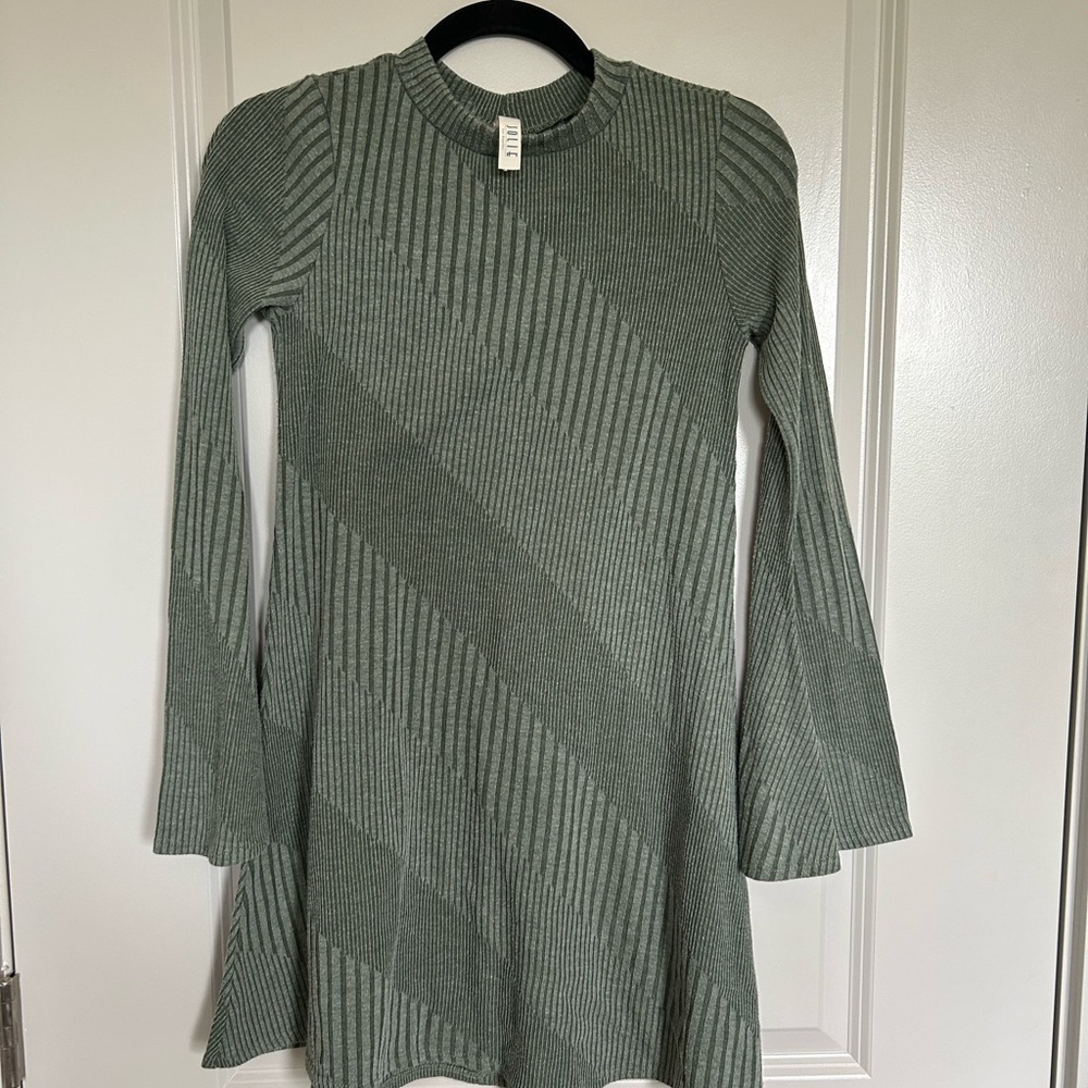 Jolie Los Angeles Olive Ribbed Knit Flared Sleeve pattern Dress